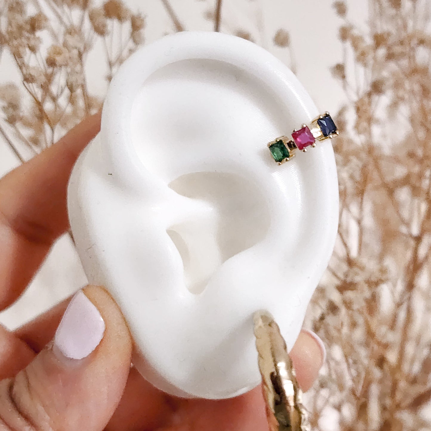 Ear Cuff Zirconias Colores Azul, Rosa y Verde, Chapa de Oro