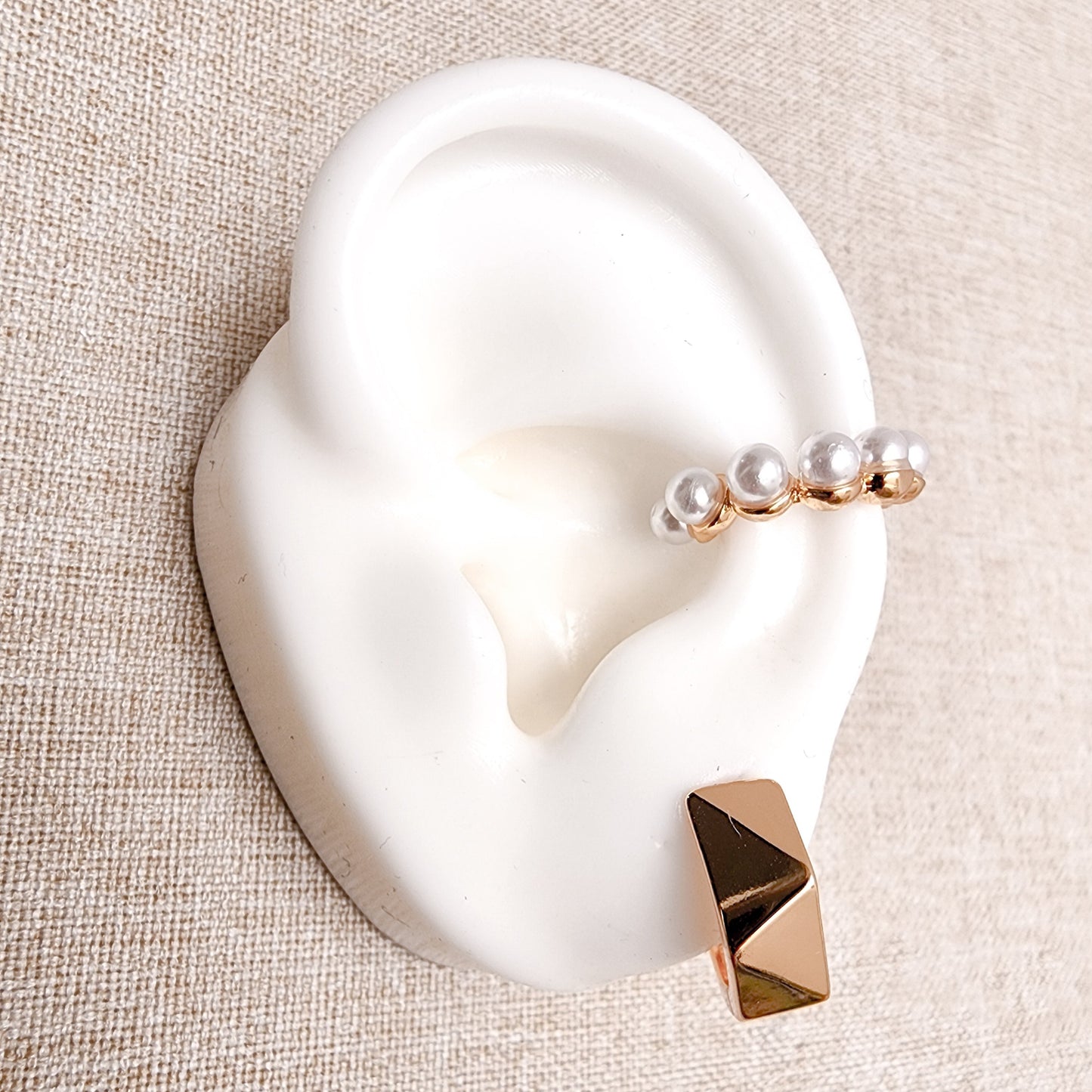 Ear Cuff Chunky Perlas, Chapa de Oro