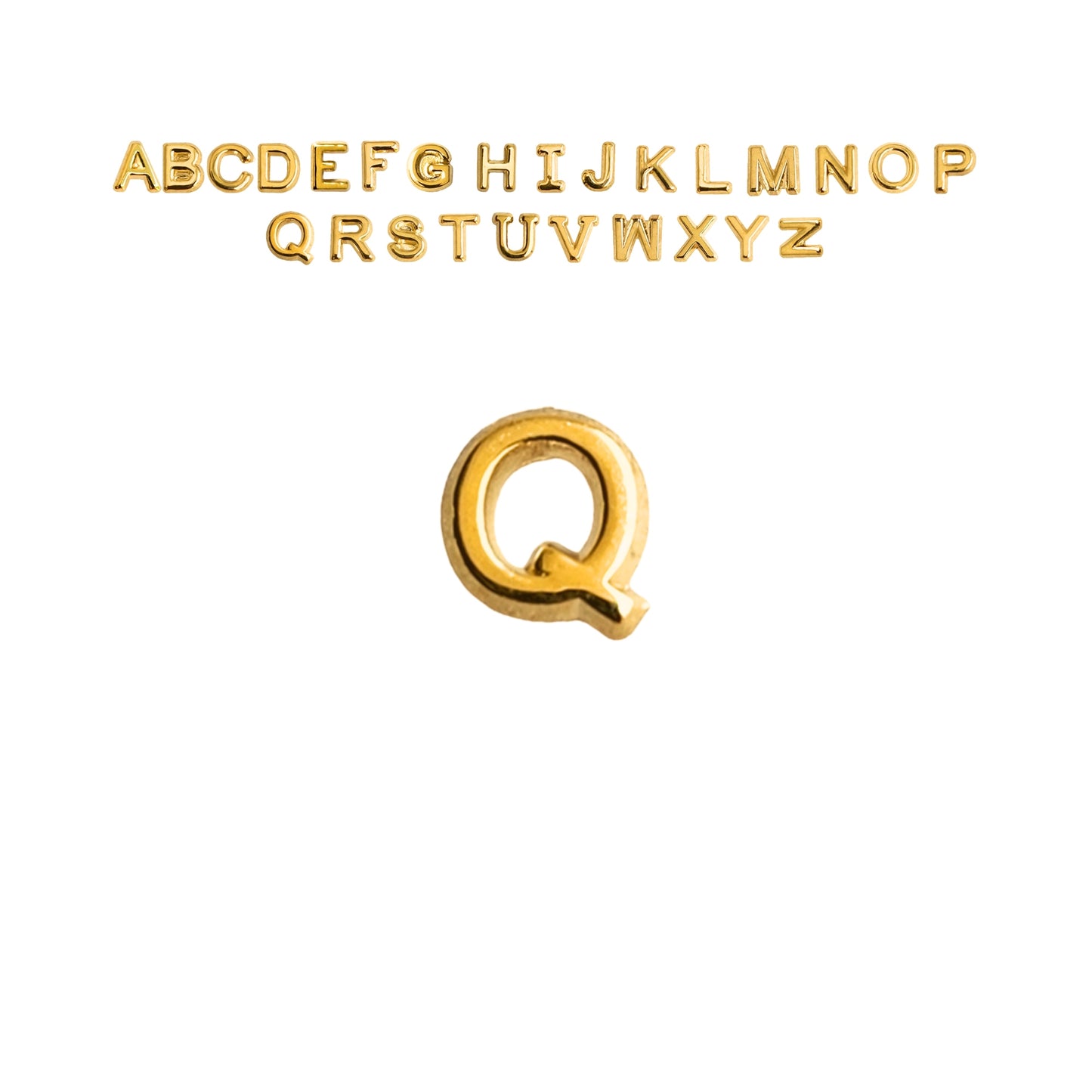 Arete Inicial Letra Lisa Pieza, Oro 10K