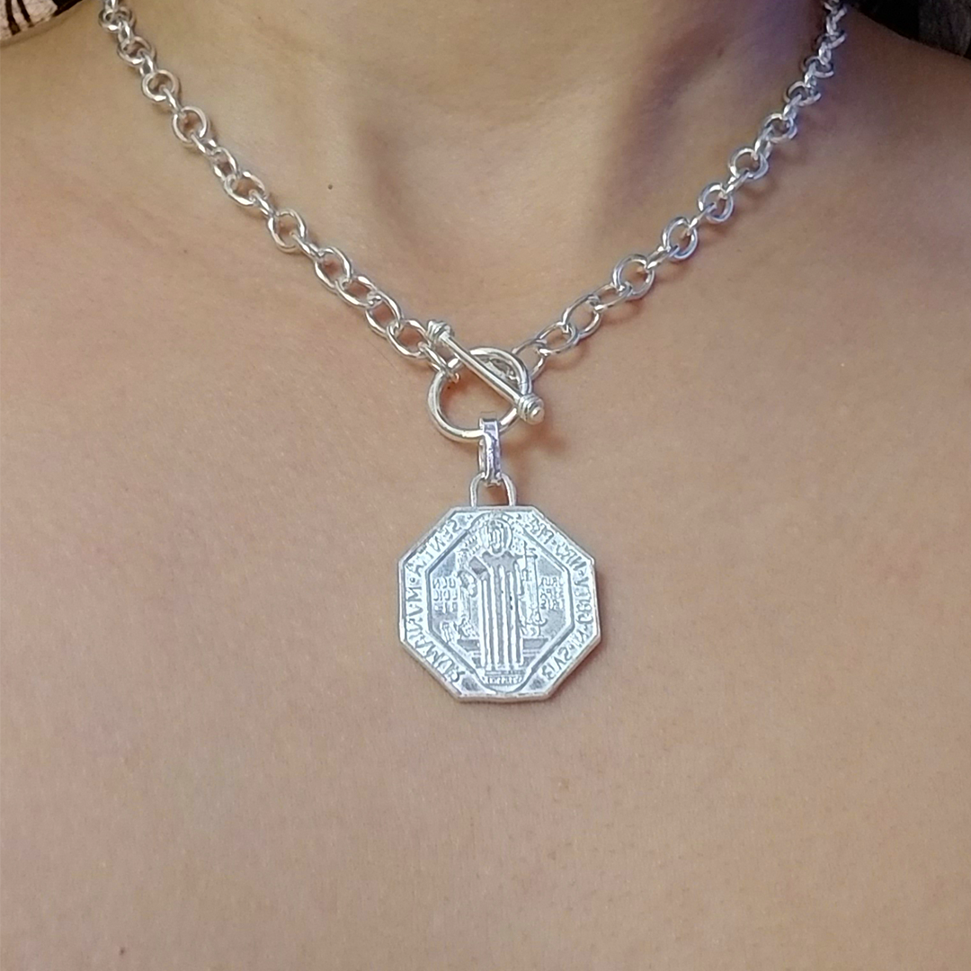 Collar San Benito