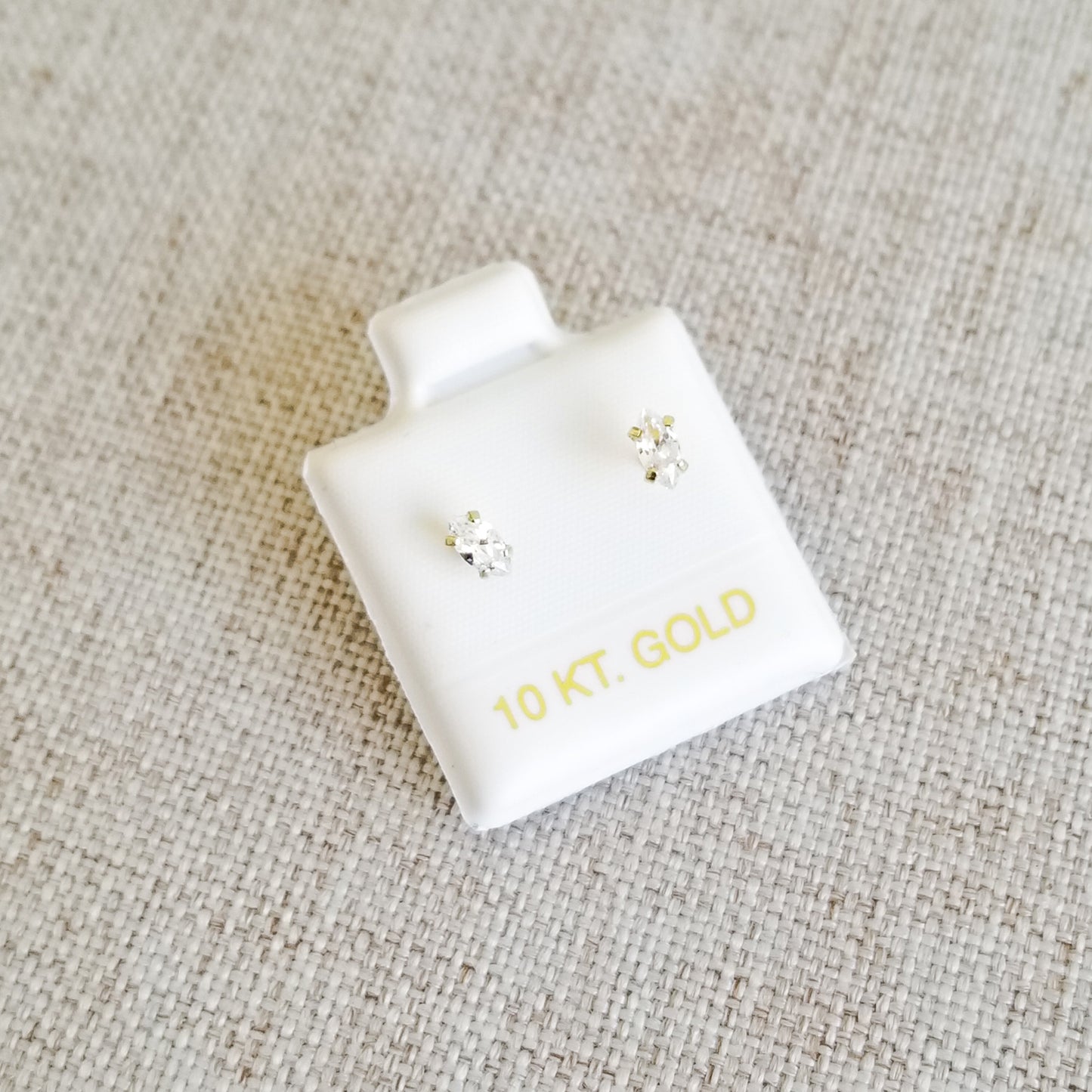 Aretes Marquiz Zirconia, Oro 10K Tipo Broquel
