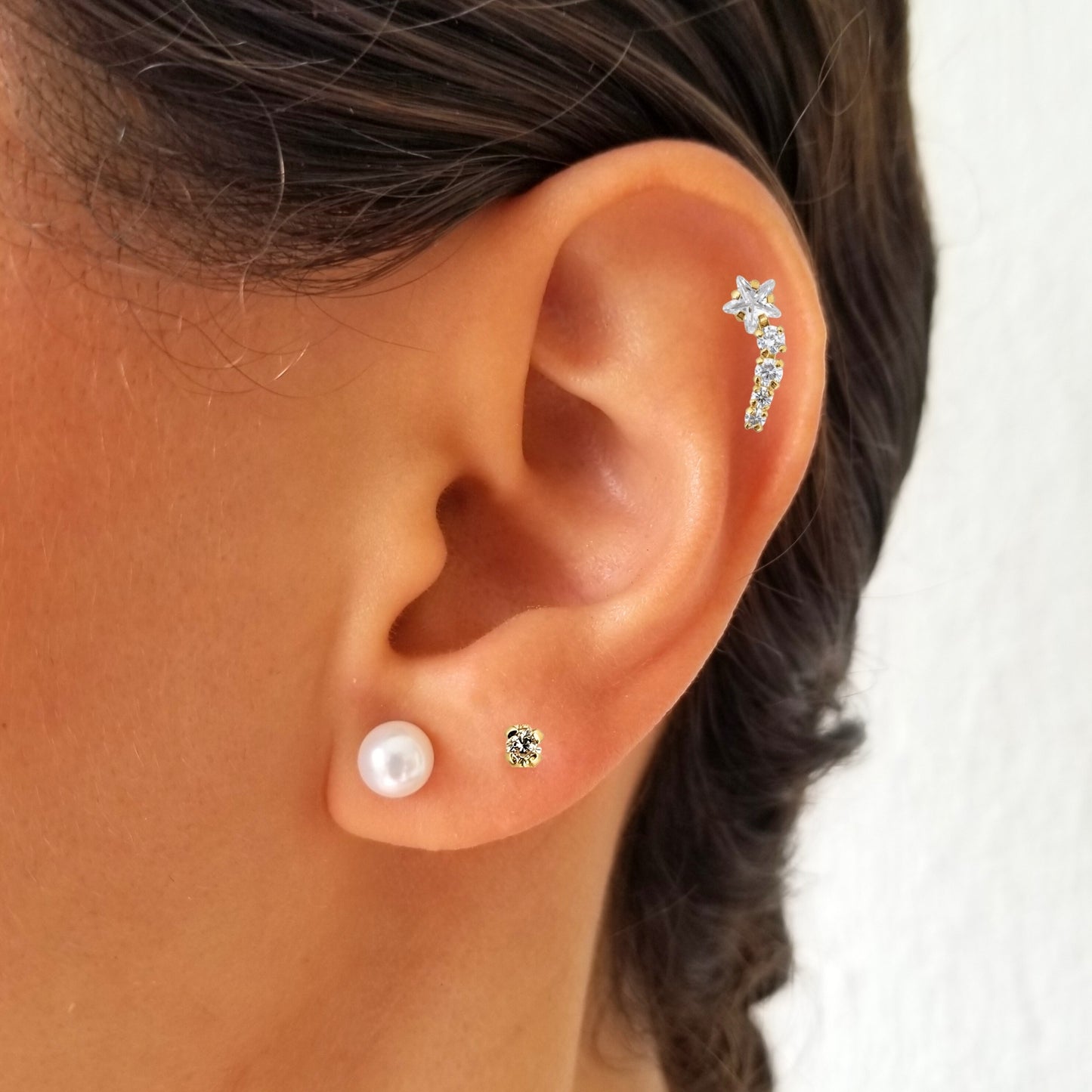 Aretes Oro 10K Broquel Lambada Estrella y 4 Zirconias