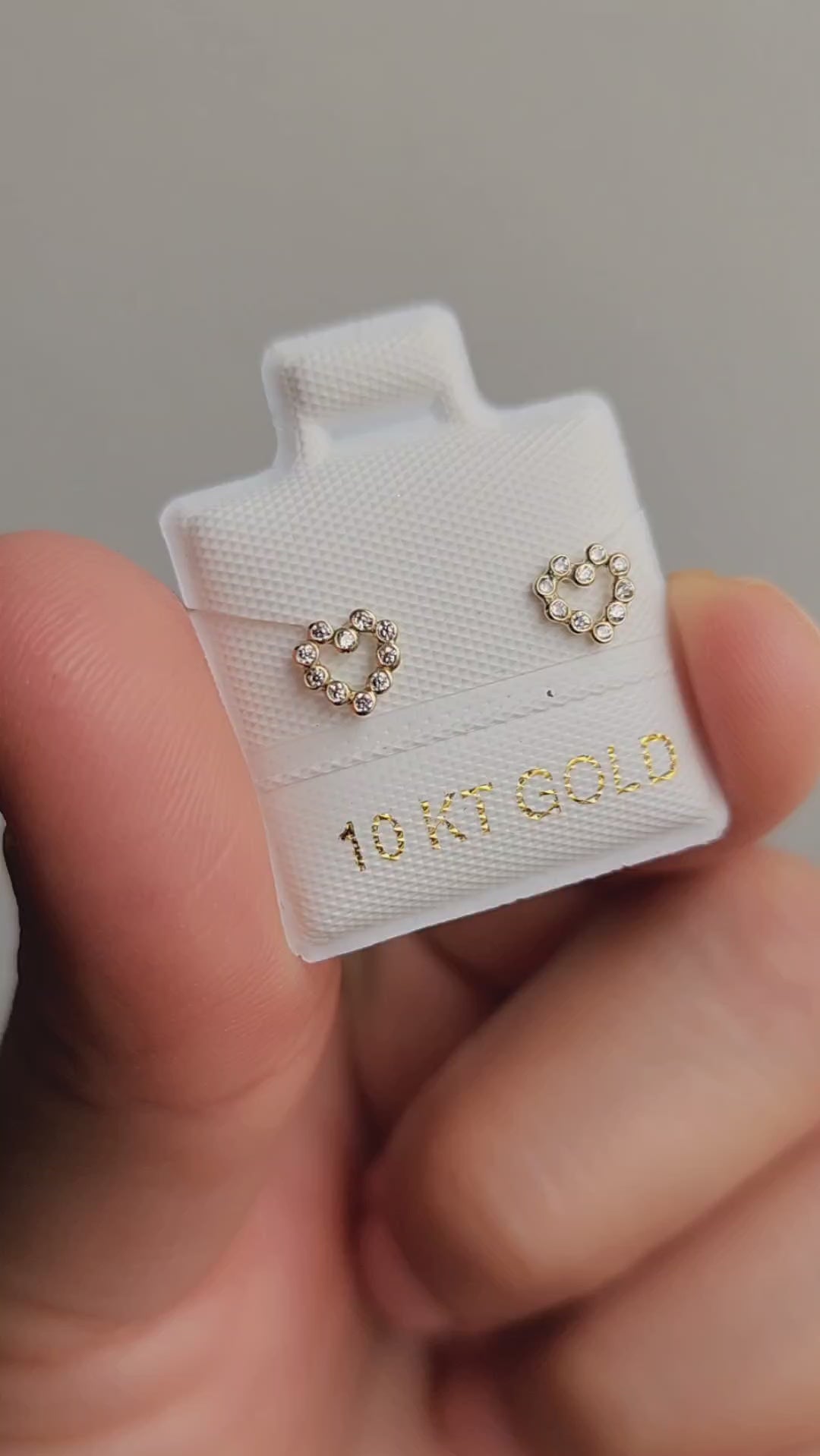 Dazzlingrock Collection Aretes Tipo Dormilona En Forma De Corazón De Diamante Negro Redondo De 0.25 Quilates (ctw) De 1/4 Quilates, Disponibles En Metal De 10 K/14 K/18 K Y Plata De