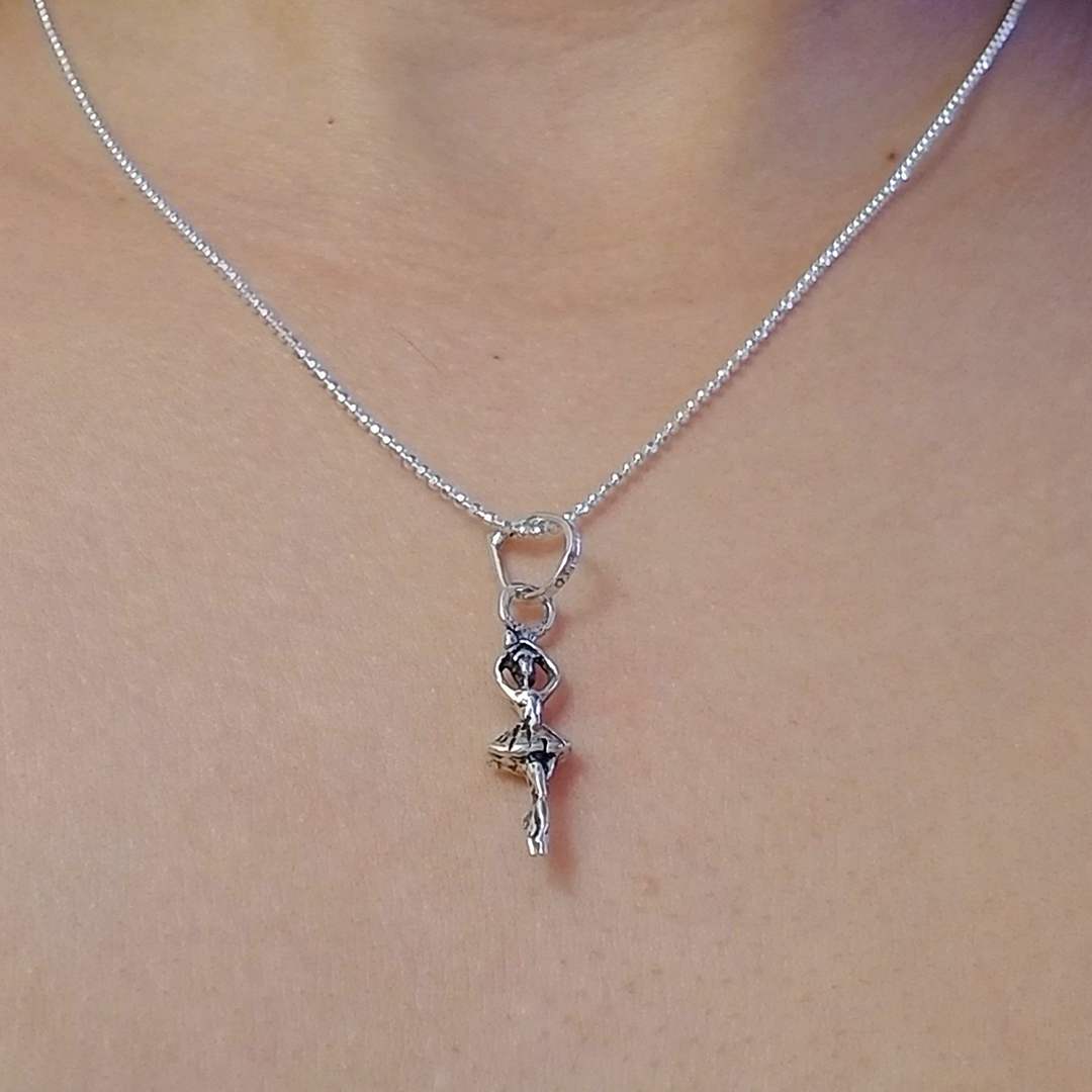 Collar bailarina